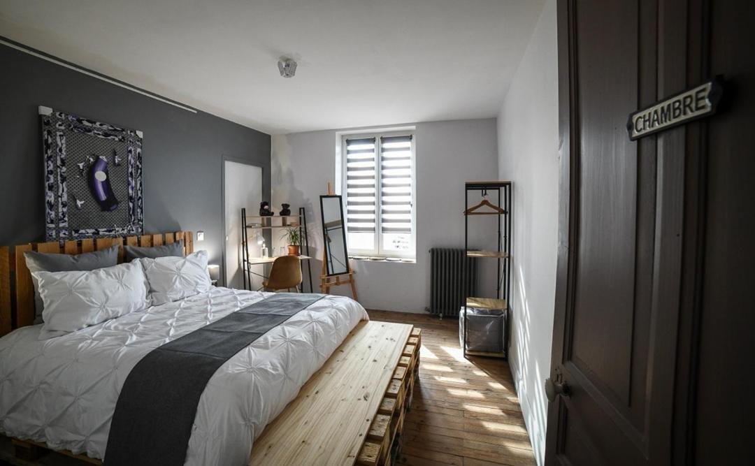 La Maison Fleur De Frangipanier Saint-Genix-sur-Guiers Esterno foto